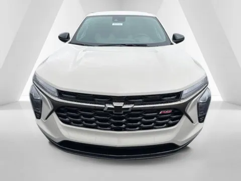 Photos of 2026 Chevrolet Trax 1RS for sale in Waverly, OH at Hometown Chevrolet