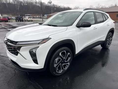 Another view of 2026 Chevrolet Trax 2RS for sale in Waverly, OH at Hometown Chevrolet