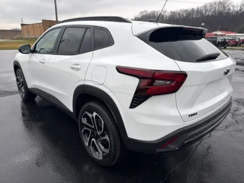 More photos of 2026 Chevrolet Trax 2RS at Hometown Chevrolet, OH