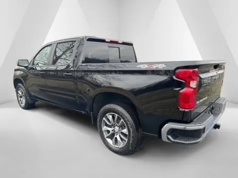 More photos of 2026 Chevrolet Silverado 1500 LT at Hometown Chevrolet, OH