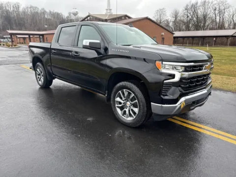 Black 2026 Chevrolet Silverado 1500 LT for sale in Waverly, OH