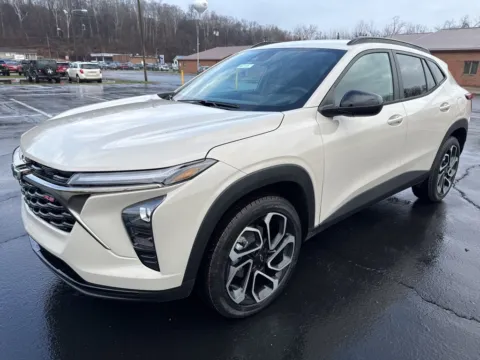 Another view of 2026 Chevrolet Trax 2RS for sale in Waverly, OH at Hometown Chevrolet