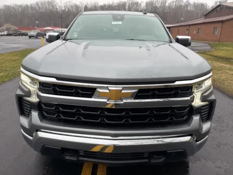 Photos of 2026 Chevrolet Silverado 1500 LT for sale in Waverly, OH at Hometown Chevrolet