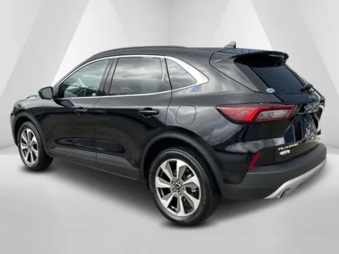 More photos of 2024 Ford Escape Platinum at Hometown Chevrolet, OH