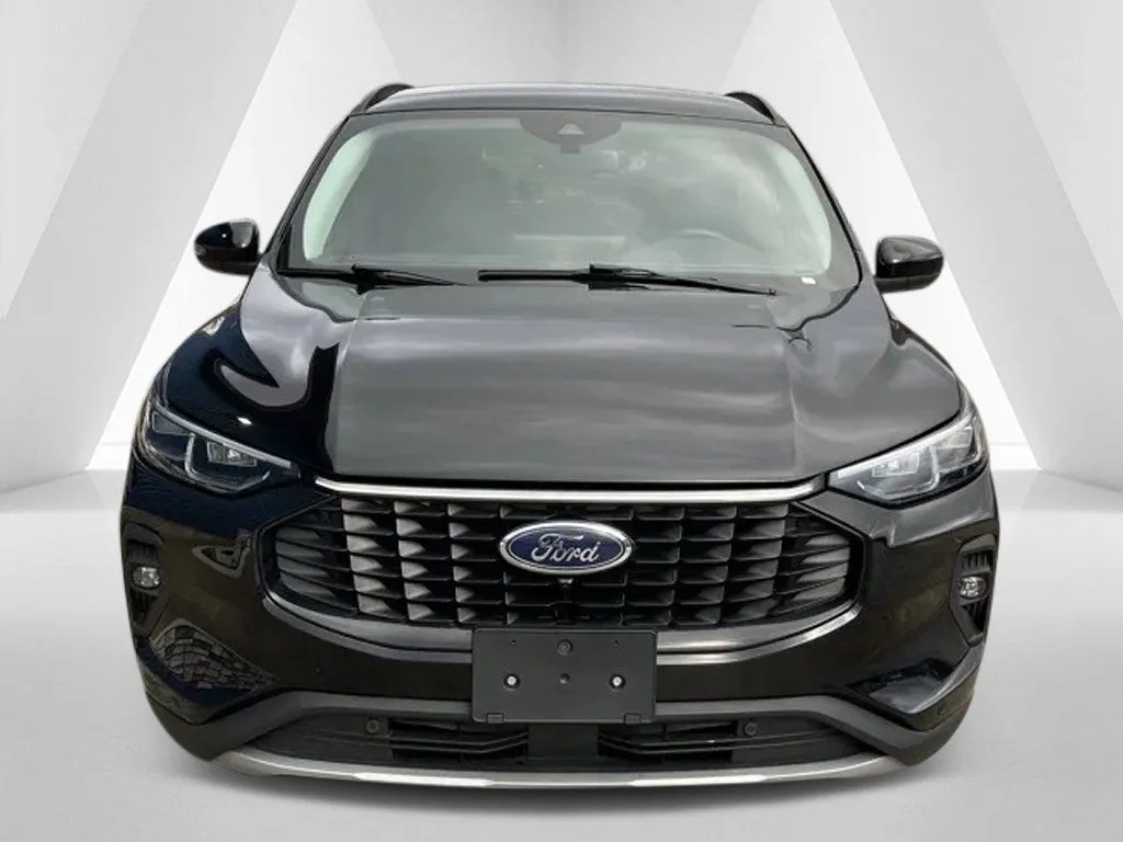 2024 Ford Escape Platinum - Photo 2