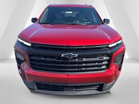 Photos of 2026 Chevrolet Traverse LT for sale in Waverly, OH at Hometown Chevrolet