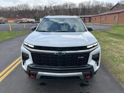 Photos of 2026 Chevrolet Traverse Z71 for sale in Waverly, OH at Hometown Chevrolet