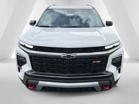 Photos of 2026 Chevrolet Traverse Z71 for sale in Waverly, OH at Hometown Chevrolet