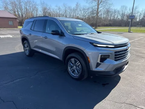 Gray 2026 Chevrolet Traverse LT for sale in Waverly, OH