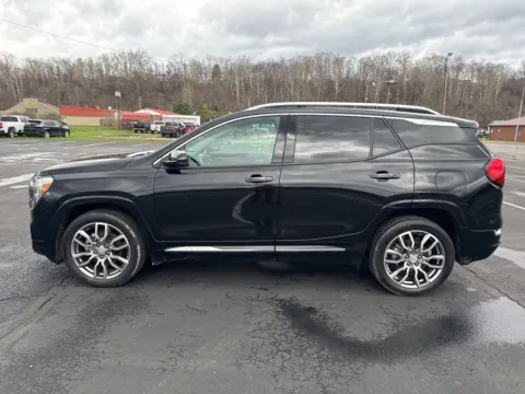 More photos of 2022 GMC Terrain Denali at Hometown Chevrolet, OH