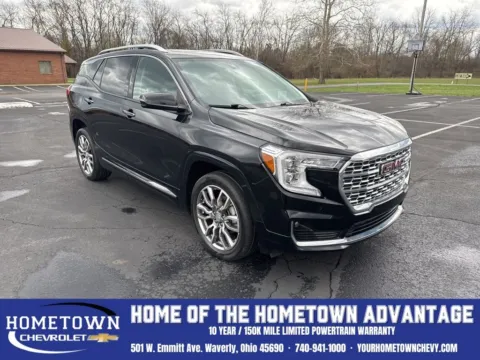 Black 2022 GMC Terrain Denali for sale in Waverly, OH