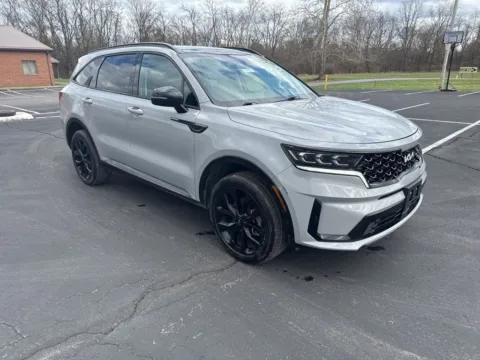 Gray 2022 Kia Sorento SX for sale in Waverly, OH