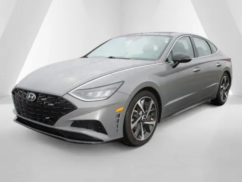 Another view of 2023 Hyundai Sonata SEL Plus for sale in Waverly, OH at Hometown Chevrolet