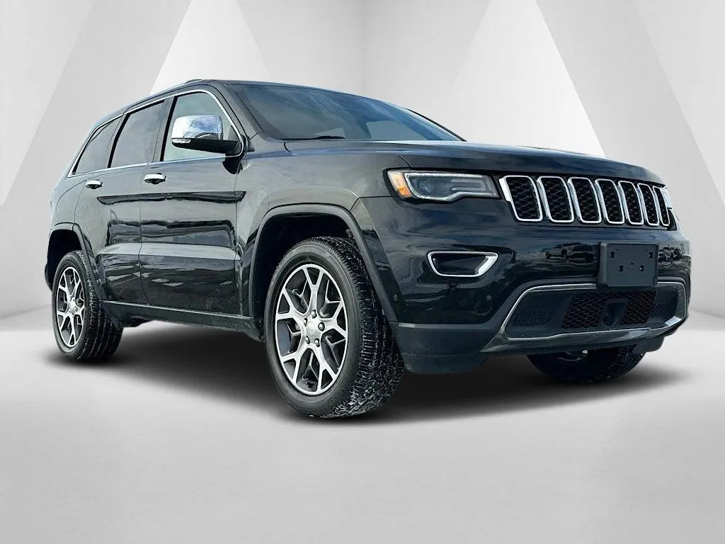 Black 2022 Jeep Grand Cherokee WK Limited for sale in Waverly, OH