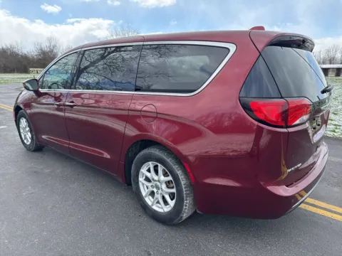 More photos of 2020 Chrysler Pacifica Touring at Hometown Chevrolet, OH