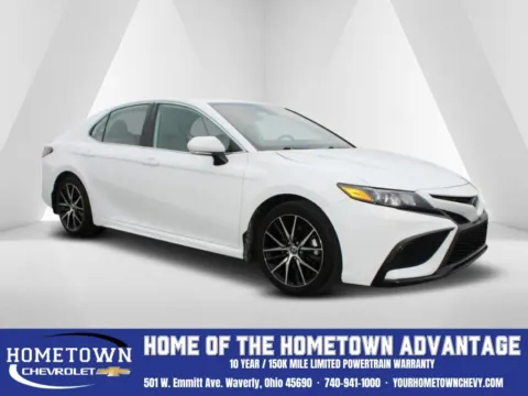 White 2023 Toyota Camry Hybrid SE for sale in Waverly, OH