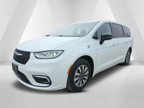 Another view of 2024 Chrysler Pacifica Hybrid Select for sale in Waverly, OH at Hometown Chevrolet