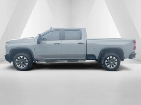 More photos of 2024 Chevrolet Silverado 2500HD Custom at Hometown Chevrolet, OH