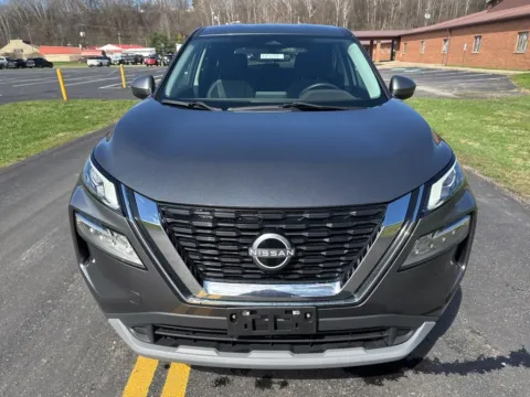 Photos of 2023 Nissan Rogue SV for sale in Waverly, OH at Hometown Chevrolet