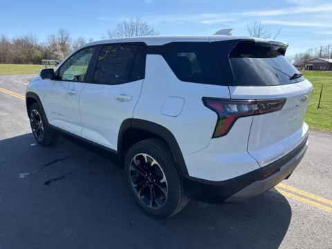 More photos of 2026 Chevrolet Equinox LT at Hometown Chevrolet, OH