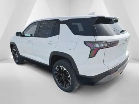 More photos of 2026 Chevrolet Equinox LT at Hometown Chevrolet, OH