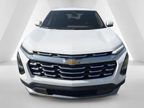 Photos of 2026 Chevrolet Equinox LT for sale in Waverly, OH at Hometown Chevrolet