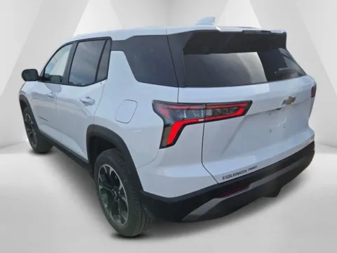 More photos of 2026 Chevrolet Equinox LT at Hometown Chevrolet, OH