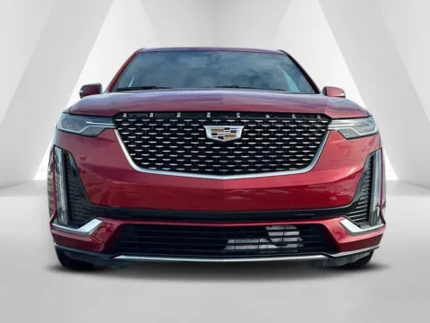 Photos of 2022 Cadillac XT6 Luxury for sale in Waverly, OH at Hometown Chevrolet