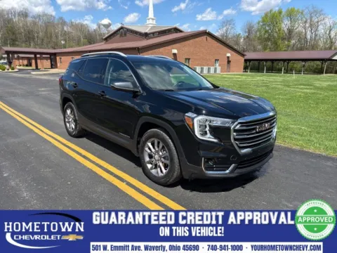 Black 2024 GMC Terrain SLT for sale in Waverly, OH