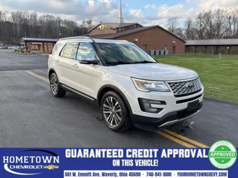 White 2017 Ford Explorer Platinum for sale in Waverly, OH