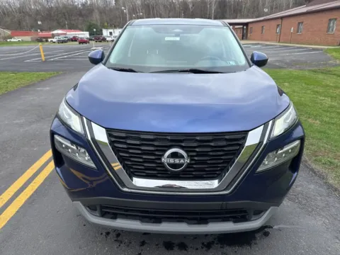 Photos of 2023 Nissan Rogue SV for sale in Waverly, OH at Hometown Chevrolet