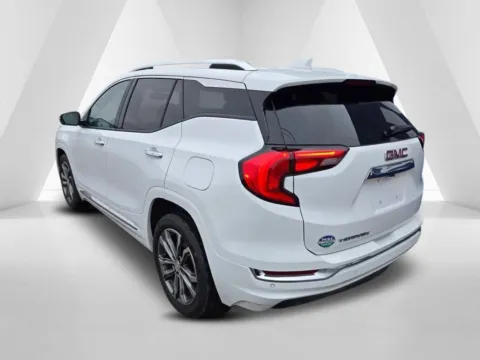 More photos of 2019 GMC Terrain Denali at Hometown Chevrolet, OH