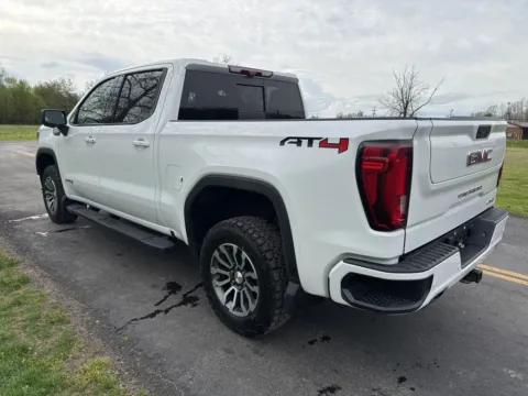 More photos of 2020 GMC Sierra 1500 AT4 at Hometown Chevrolet, OH
