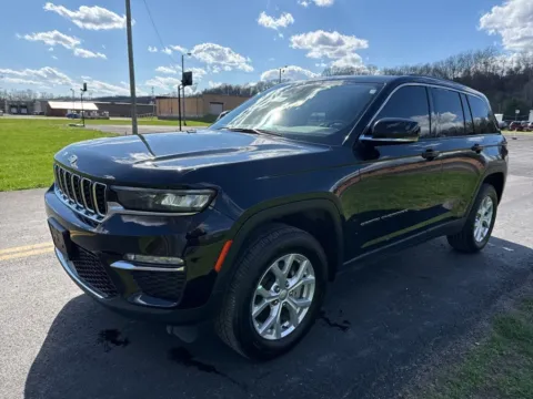 Another view of 2023 Jeep Grand Cherokee Limited for sale in Waverly, OH at Hometown Chevrolet
