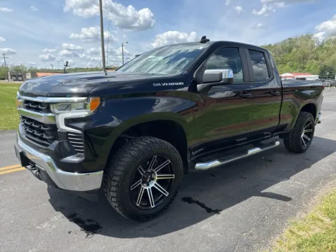 Another view of 2023 Chevrolet Silverado 1500 LT for sale in Waverly, OH at Hometown Chevrolet