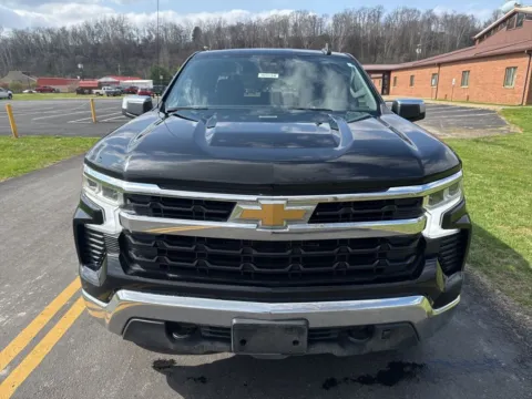 Photos of 2023 Chevrolet Silverado 1500 LT for sale in Waverly, OH at Hometown Chevrolet