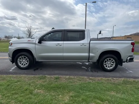 More photos of 2020 Chevrolet Silverado 1500 RST at Hometown Chevrolet, OH