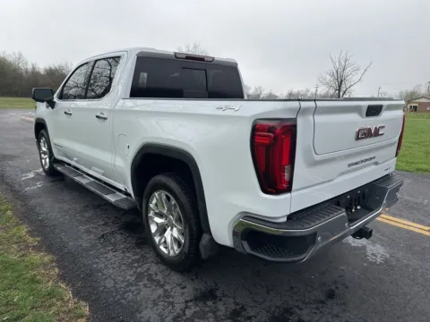 More photos of 2019 GMC Sierra 1500 SLT at Hometown Chevrolet, OH