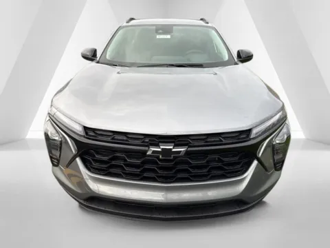 Photos of 2026 Chevrolet Trax LT for sale in Waverly, OH at Hometown Chevrolet