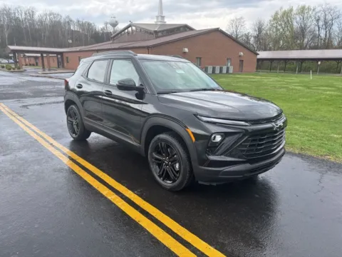 Black 2026 Chevrolet TrailBlazer LT for sale in Waverly, OH