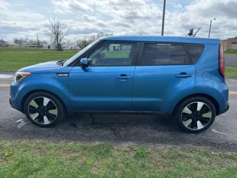 More photos of 2016 Kia Soul Plus at Hometown Chevrolet, OH