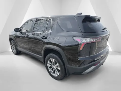 More photos of 2026 Chevrolet Equinox LT at Hometown Chevrolet, OH