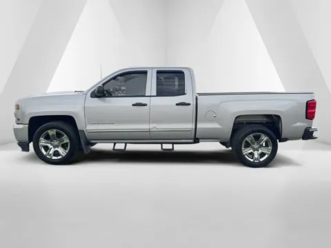 More photos of 2016 Chevrolet Silverado 1500 Custom at Hometown Chevrolet, OH