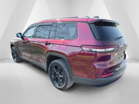 More photos of 2023 Jeep Grand Cherokee L Altitude at Hometown Chevrolet, OH