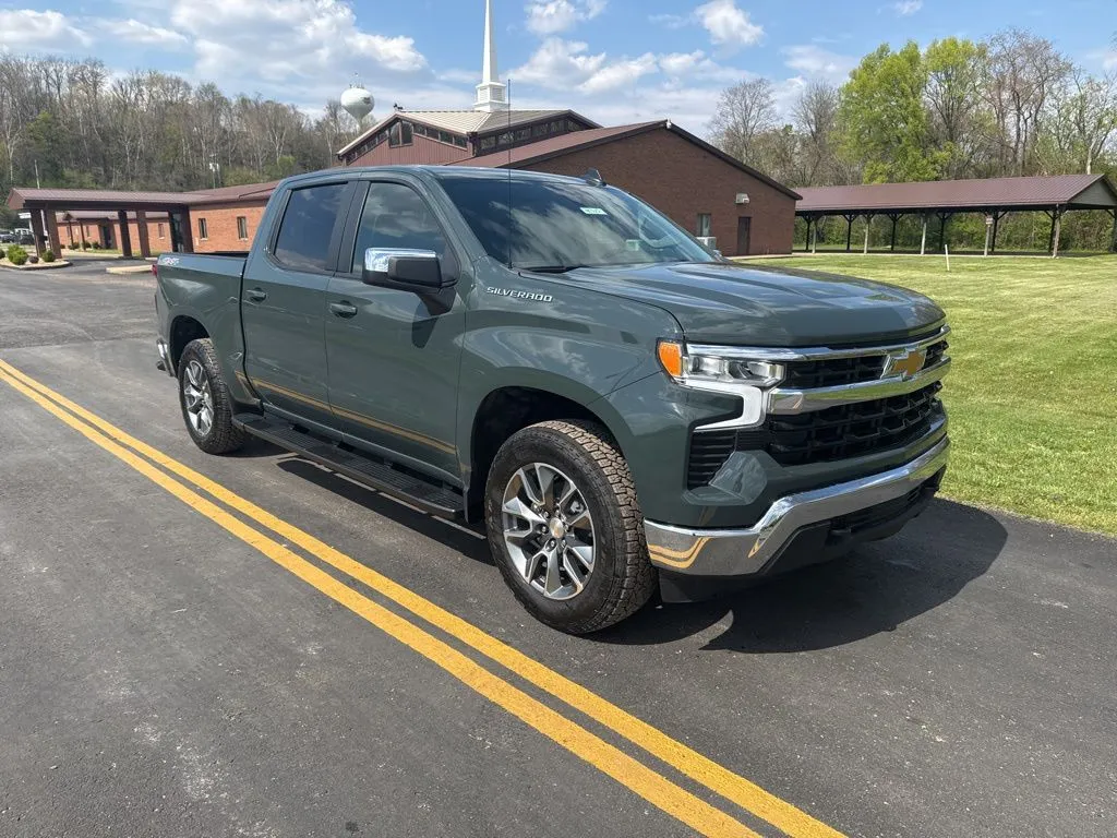 Gray 2026 Chevrolet Silverado 1500 LT for sale in Waverly, OH
