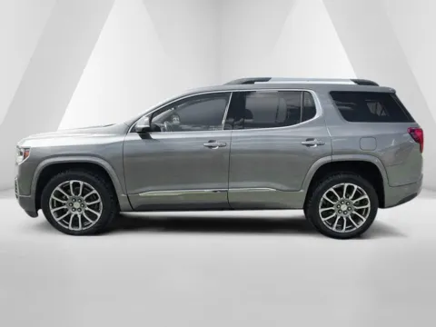 More photos of 2021 GMC Acadia Denali at Hometown Chevrolet, OH