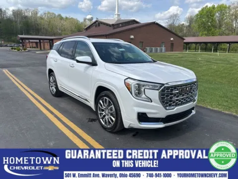 White 2024 GMC Terrain Denali for sale in Waverly, OH