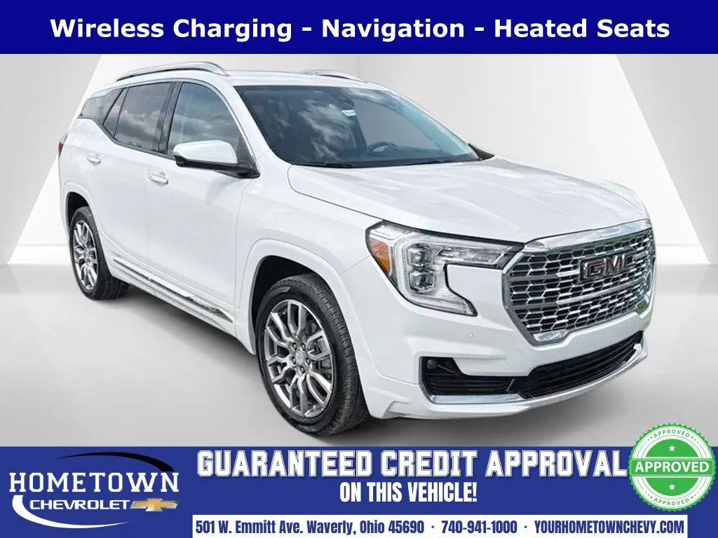 White 2024 GMC Terrain Denali for sale in Waverly, OH