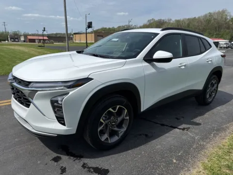 Another view of 2026 Chevrolet Trax LT for sale in Waverly, OH at Hometown Chevrolet