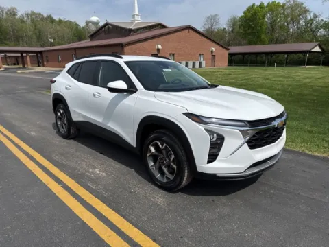 White 2026 Chevrolet Trax LT for sale in Waverly, OH